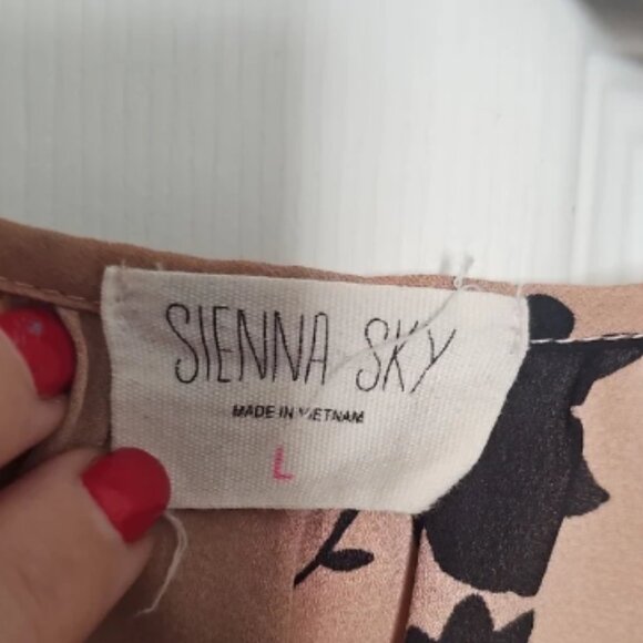 Sienna Sky Tie Front Peplum Blouse - Picture 2 of 3